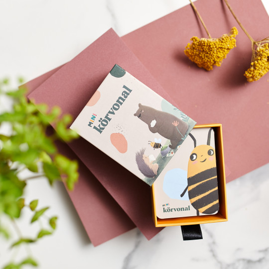 mini körvonal - kártyajáték